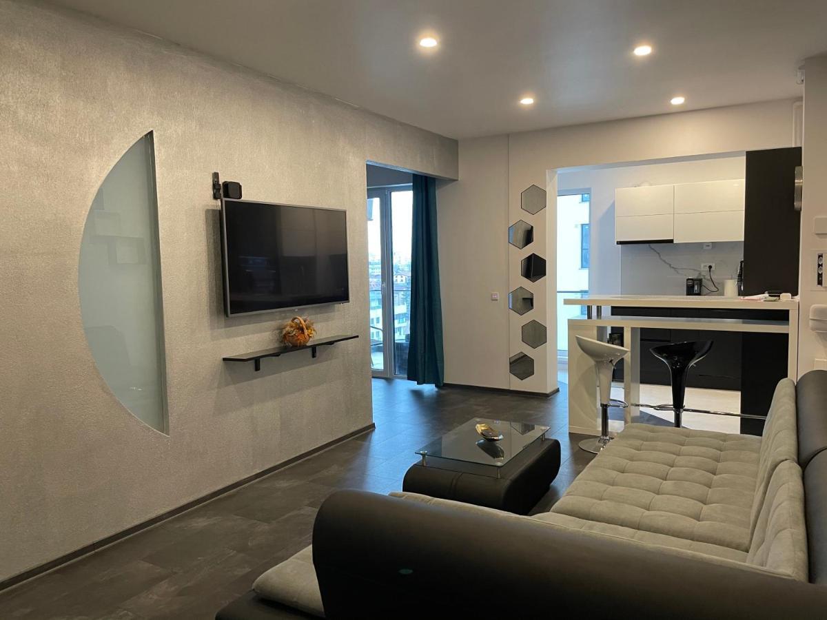Stylish Westpark 2 Residence Lake View W8 Boekarest Buitenkant foto